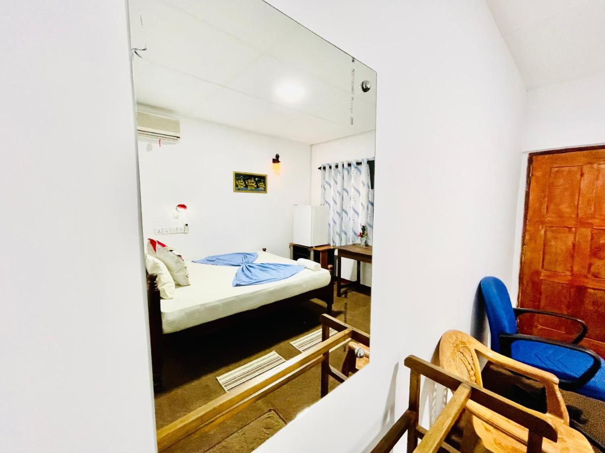 Nethusali Guest House Hikkaduwa Dış mekan fotoğraf