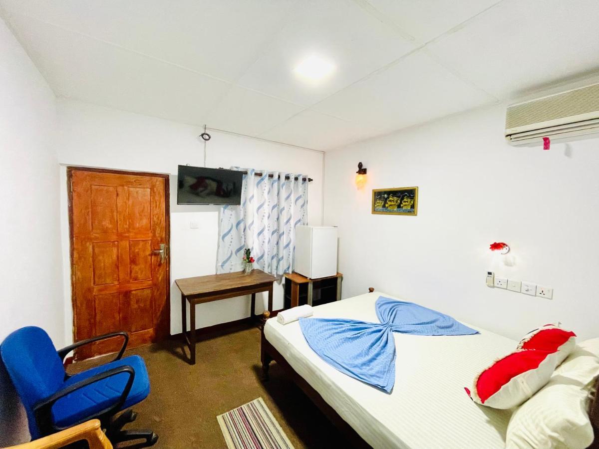 Nethusali Guest House Hikkaduwa Dış mekan fotoğraf