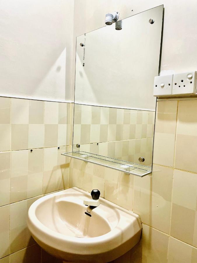 Nethusali Guest House Hikkaduwa Dış mekan fotoğraf